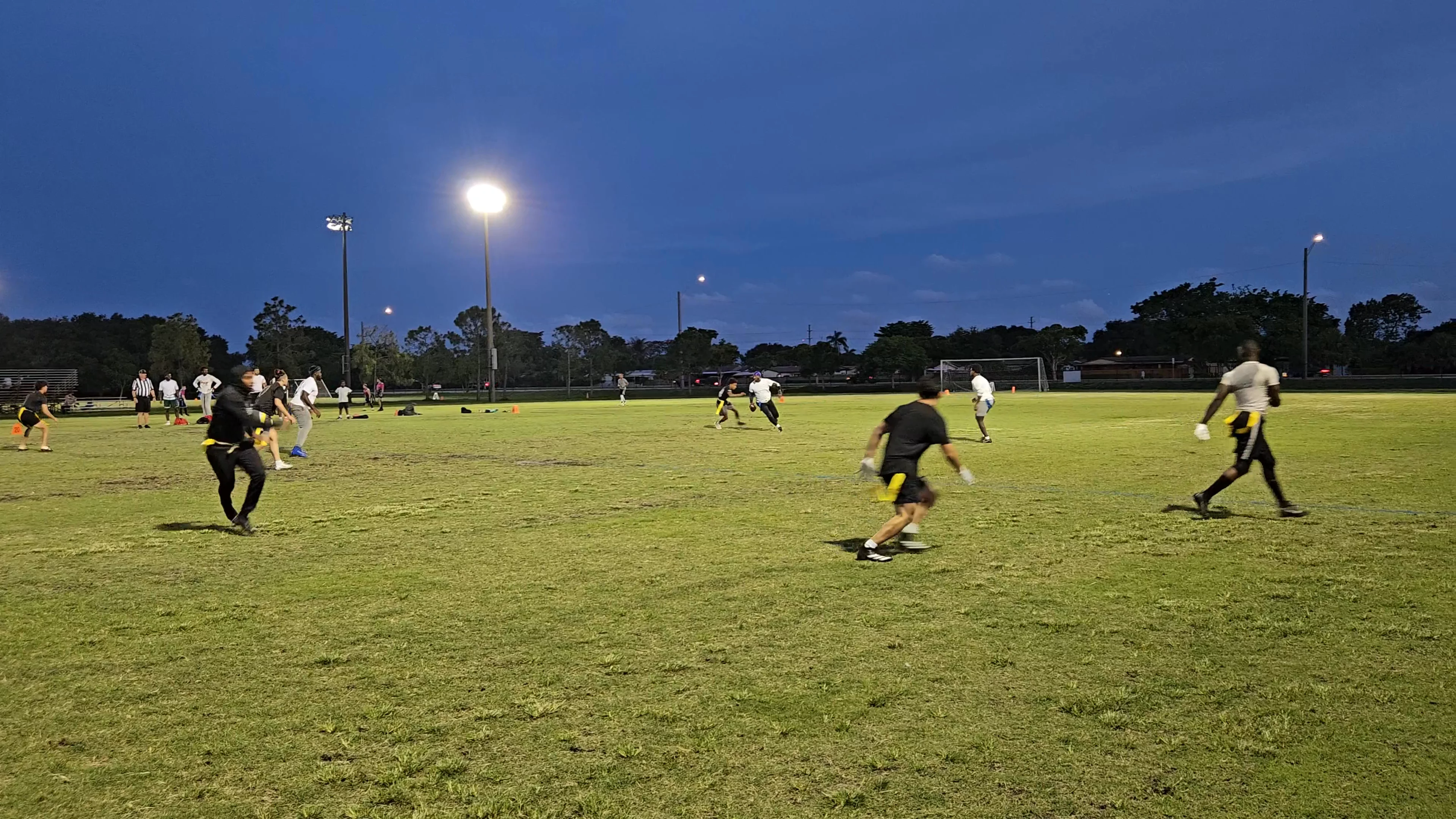 Chain Movers Incomplete pass