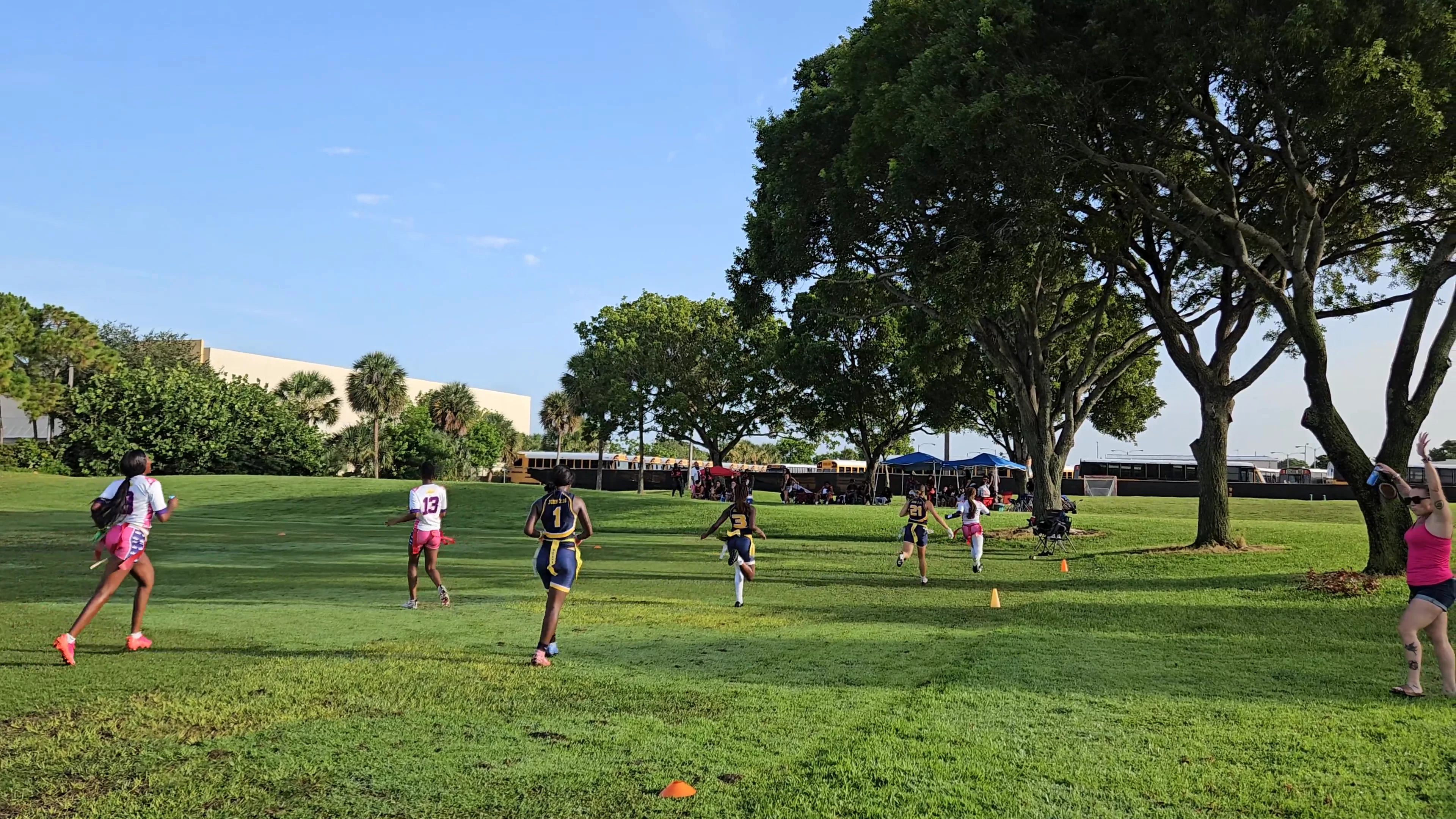 BTown Queenze Touchdown throw