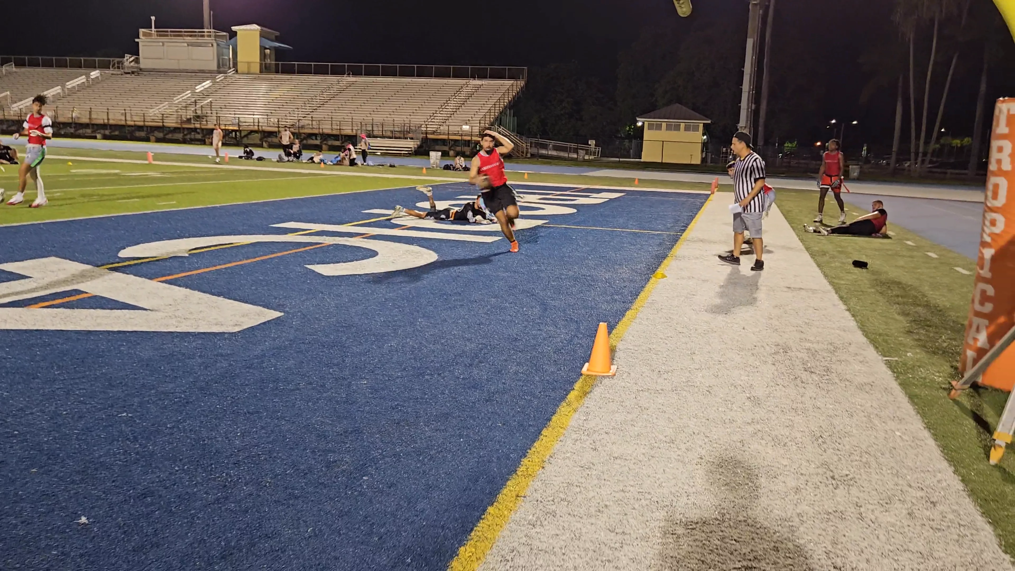 Sportsmanias Touchdown throw